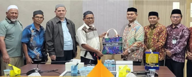 Dinas Syariat Islam Aceh Terima Kunjungan Studi Banding dari Sahabat Padang Terap, Malaysia