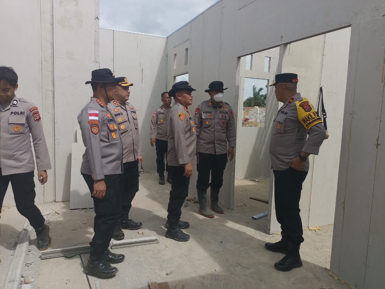 Wakapolda Aceh Tinjau Progres Pembangunan Huntap untuk Korban Bencana di Aceh Tamiang