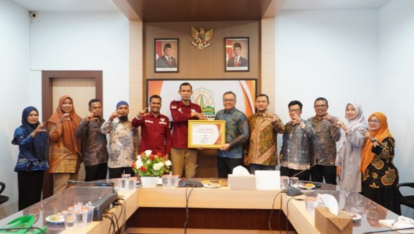Dinas Pengairan Aceh Raih Penghargaan Informatif dalam Anugerah Keterbukaan Informasi Publik 2025