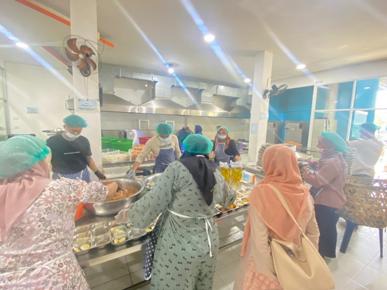 Dinkes Banda Aceh Pantau Program Gizi dan Kesehatan Lingkungan di Desa Lambung, Pastikan Layanan Berkualitas untuk Masyarakat