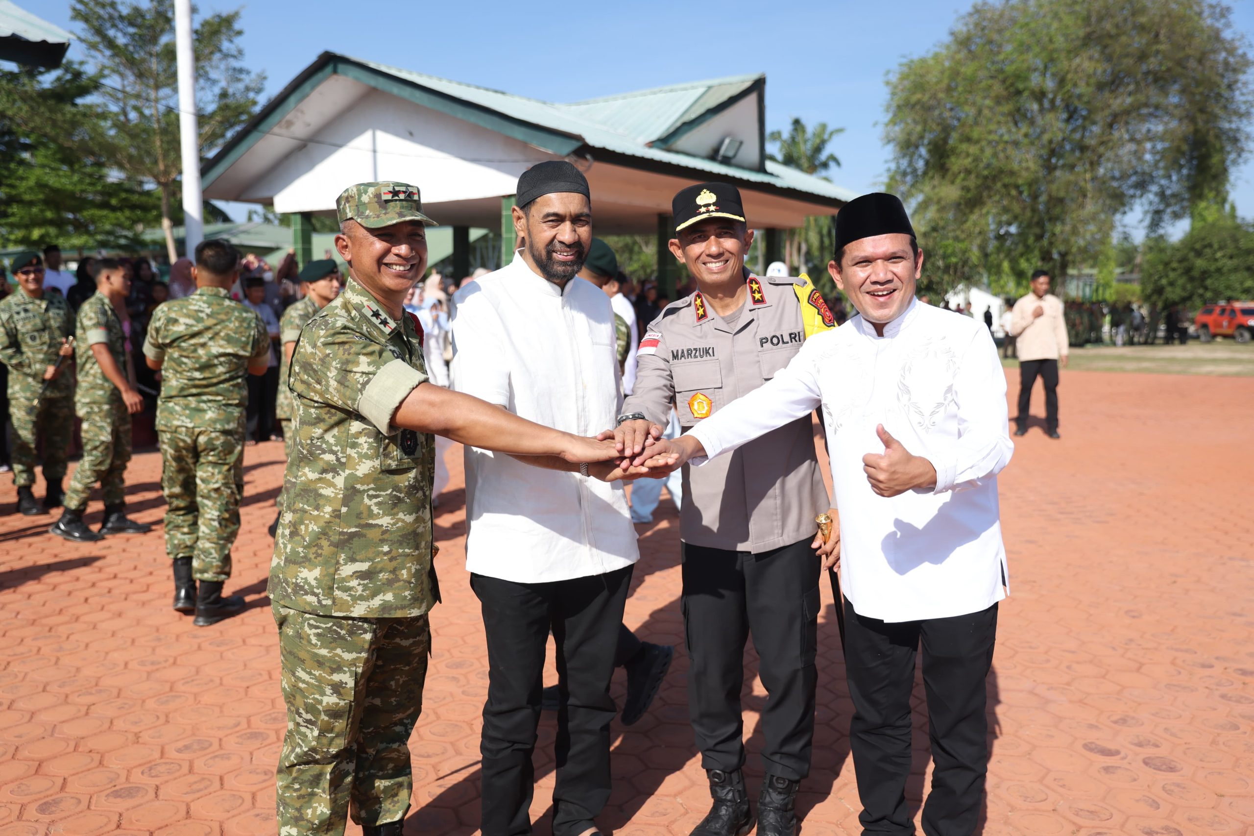 Presiden Prabowo Subianto Shalat Idul Fitri di Aceh Tamiang, Gubernur dan Wagub Tampil bersama Sambut Kunjungan