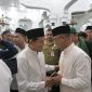 Wagub Aceh H. Fadhlullah salat Idul Adha 1447 H bersama Forkopimda dan ribuan jamaah di Masjid Raya Baiturrahman, Banda Aceh, Rabu (27/5/2026).