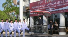 Sekda Aceh M. Nasir pimpin upacara peringatan Hari Lahir Pancasila 2026 di halaman Kantor Gubernur Aceh, Senin (1/6/2026).
