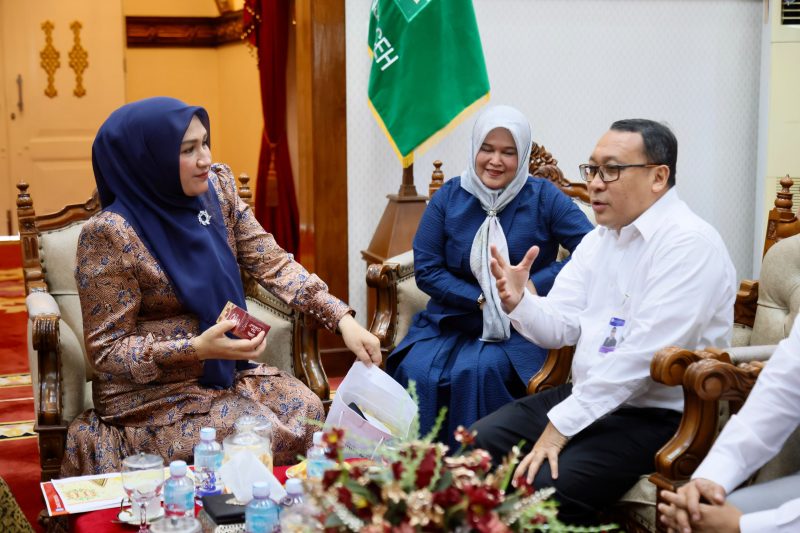 Dekranasda Aceh apresiasi BI yang angkat tema Aceh di KKI 2026 Jakarta Agustus nanti. Momentum ini jadi panggung promosi UMKM & wastra Aceh untuk bangkit pascabencana, Senin 15/06/2026.