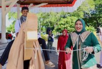 Pawai 1 Muharram 1448 H di Banda Aceh dimeriahkan 48 kontingen dengan kreasi Islami. "Unta" SD Al-Azhar Kairo jadi favorit, sampai Kak Na ajak selfie, Selasa 16/06/2026.