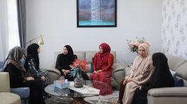 Kak Na sampaikan duka & takziah ke rumah Abu Doto Zaini Abdullah di Aceh Besar. Semangat juang beliau dari masa konflik hingga Gubernur jadi teladan generasi muda Aceh, Selasa 16/06/2026.