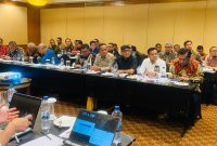 Pemerintah Aceh bahas 7 poin inti revisi UUPA bersama Kemendagri di Jakarta. Fokus: Dana Otsus 2,5%, kewenangan migas, pelabuhan, bandara & investasi, Rabu 17/06/2026.