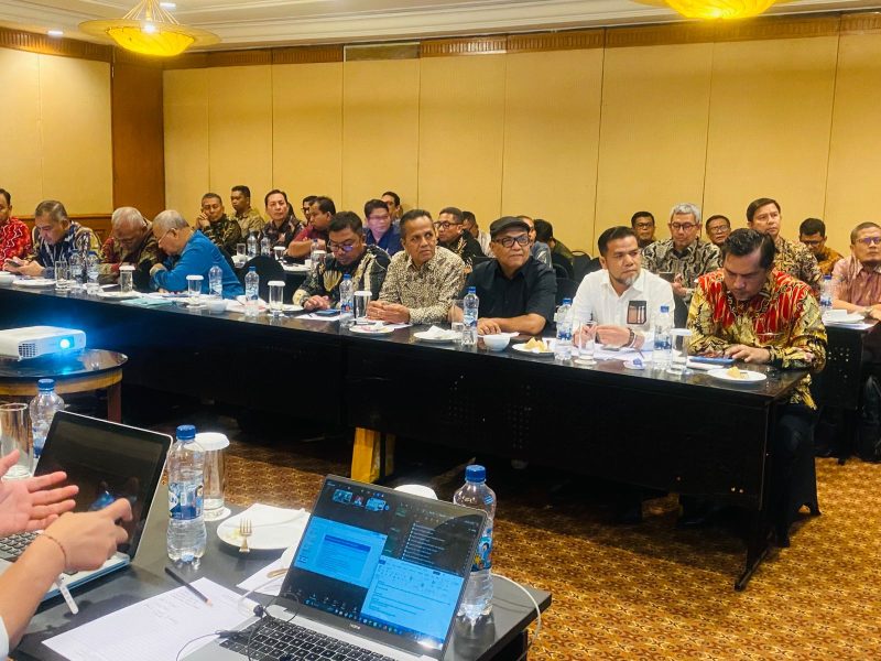 Pemerintah Aceh bahas 7 poin inti revisi UUPA bersama Kemendagri di Jakarta. Fokus: Dana Otsus 2,5%, kewenangan migas, pelabuhan, bandara & investasi, Rabu 17/06/2026.