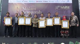 Sekda Aceh Nasir Syamaun terima Anugerah SMSI Tokoh Inspiratif Nasional 2026. Capaian RB predikat A-, IDI tertinggi Sumatera & PON 6 besar jadi dasar apresiasi, Kamis 18/06/2026.