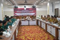 Sekda M. Nasir terima audiensi mahasiswa, paparkan progres pemulihan pascabencana hidrometeorologi Aceh. Kerusakan disebut lebih luas dari tsunami 2004, pemulihan 50% & butuh rehab 395 ribu rumah, Selasa 23/06/2026.