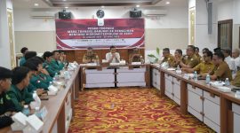Sekda M. Nasir terima audiensi mahasiswa, paparkan progres pemulihan pascabencana hidrometeorologi Aceh. Kerusakan disebut lebih luas dari tsunami 2004, pemulihan 50% & butuh rehab 395 ribu rumah, Selasa 23/06/2026.