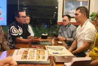 Sekda Aceh M. Nasir menghadiri pertemuan prospek pengembangan PLTS di Aceh bersama PLN Pusat, PLN Aceh, Kementerian Komdigi, dan Kadis ESDM Aceh, Jumat 26/6/2026 di Jakarta.