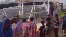 Kondisi salah satu unit Hunian Sementara (Huntara) di Desa Gedumbak, Kecamatan Langkahan, Aceh Utara, yang mengalami kerusakan pascaditerjang hujan dan angin kencang, Selasa (2/6/2026).