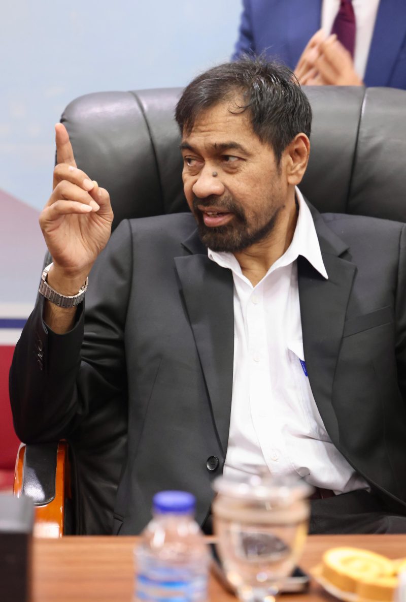 Gubernur Aceh Muzakir Manaf/Mualem pastikan hilirisasi migas Blok Andaman berjalan. Lampu hijau sudah didapat. Tahap awal Lapangan Gas Tengkulo South Andaman oleh Mubadala Energy akan digarap di KEK Arun Lhokseumawe. Gas 300 MMSCFD & 7.500 barel kondensat/hari berpotensi bangun pabrik methanol, refinery, serta dorong SDM Aceh, Rabu 01/07/2026.