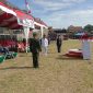 Ket foto: Kapolsek Bandar IPTU Dede Moerdhany, S.H., saat memimpin upacara penurunan Bendera Merah Putih HUT RI ke-81 di Kecamatan Bandar, Bener Meriah, (17/8/2026).(Dok:Ist)